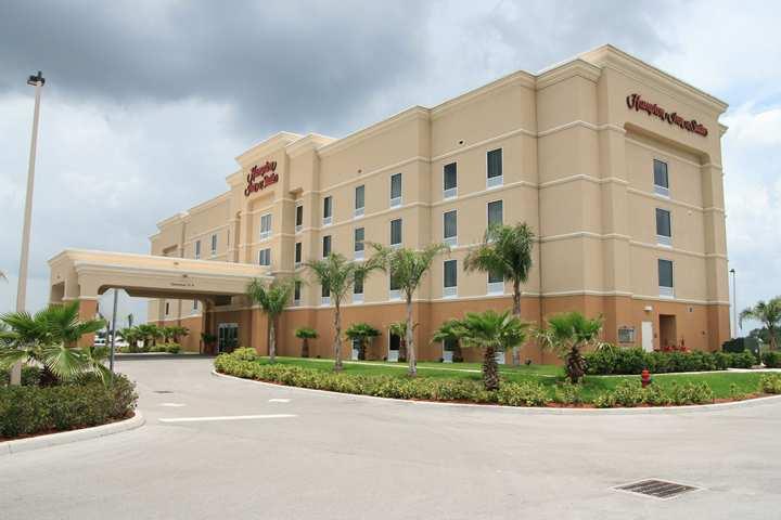 Hampton Inn & Suites Lake Wales Exteriör bild
